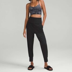 Ribbef waist Align joggers 28" size 6 blk